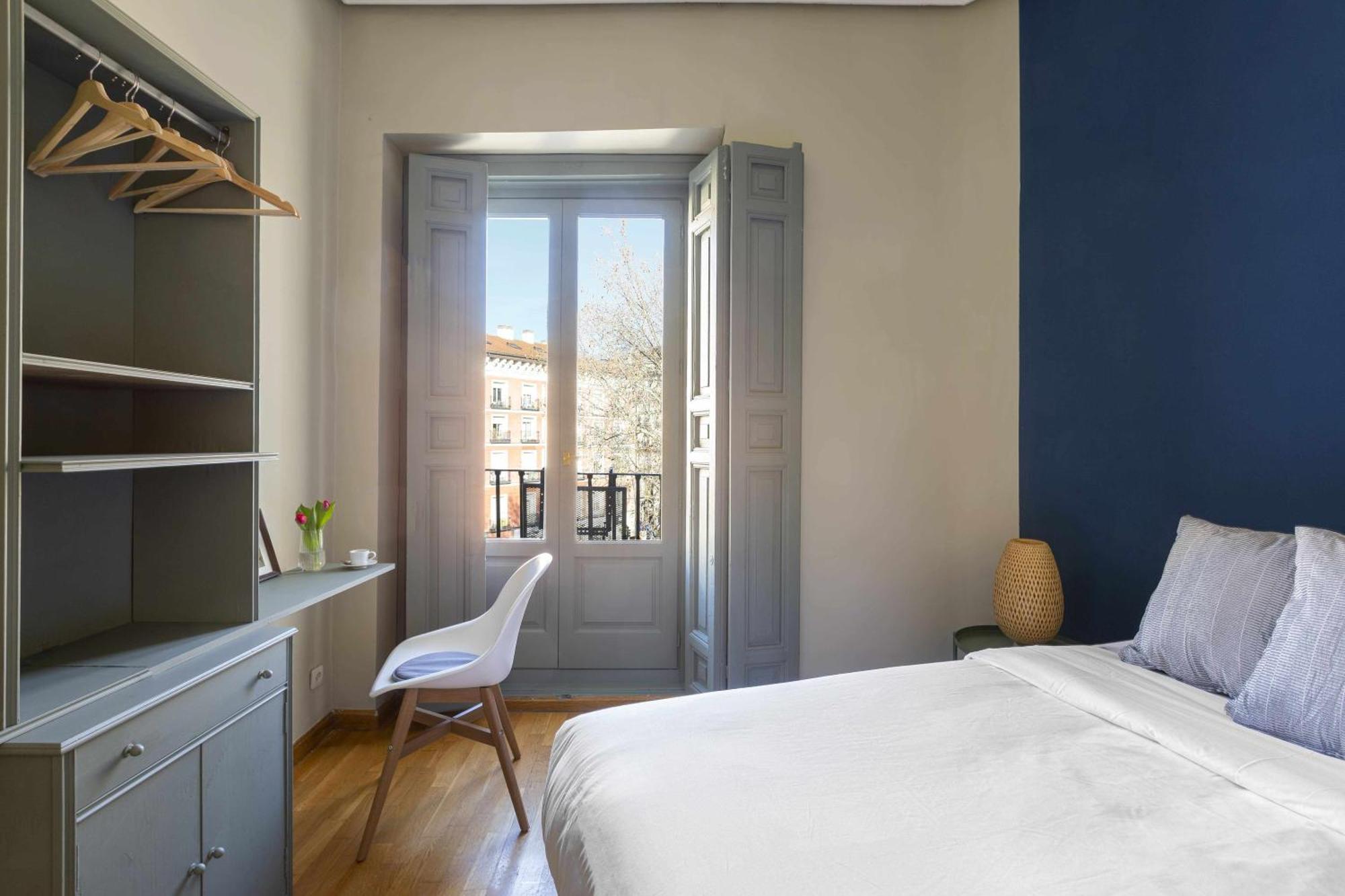 Sol Y Tirso Rooms Madrid Exterior photo